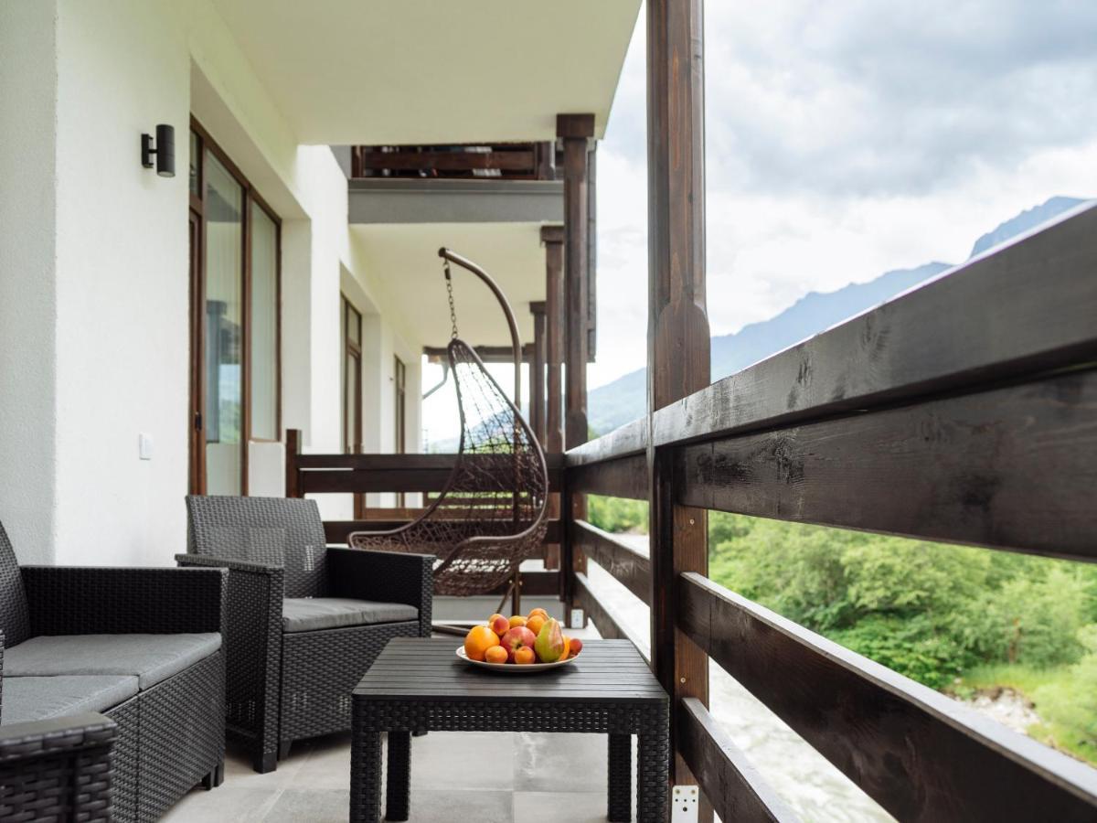 Nature Loft By The River Busteni Exterior photo